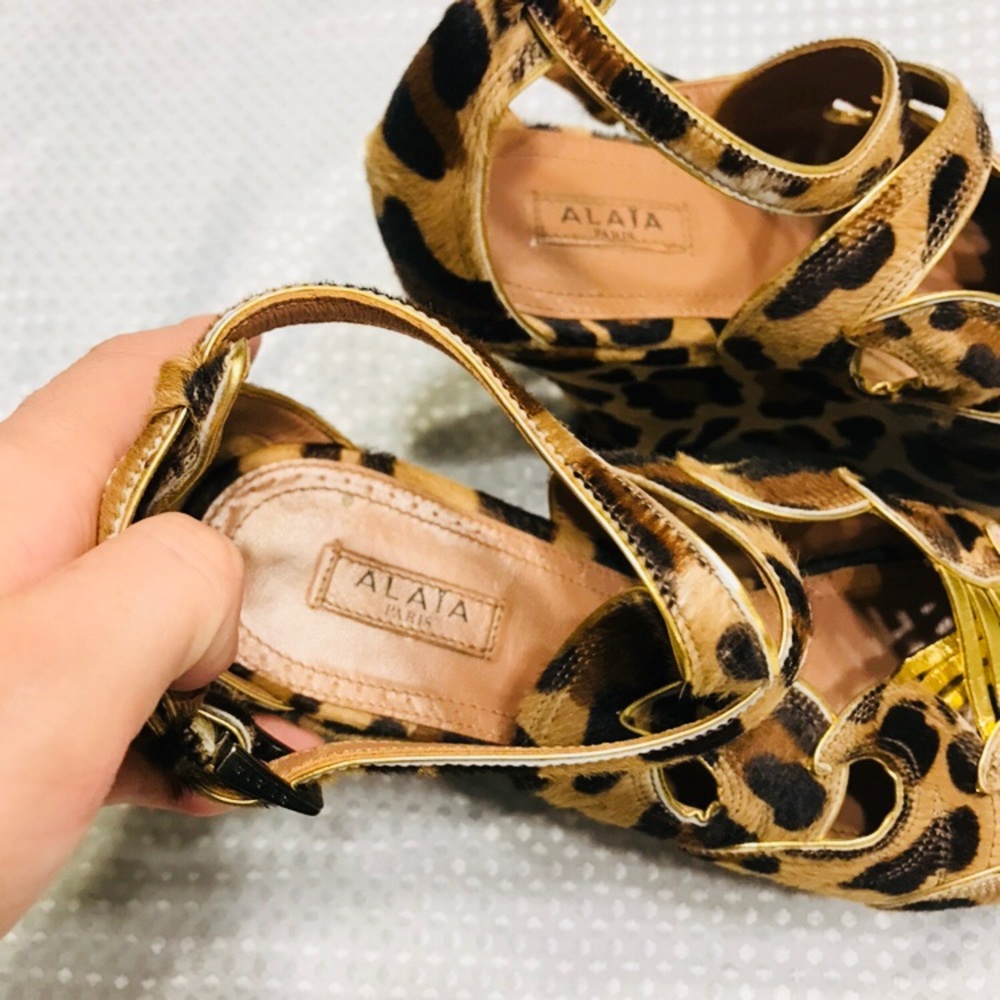 Alaia Open Toe Leopard Print Wedges - image 5